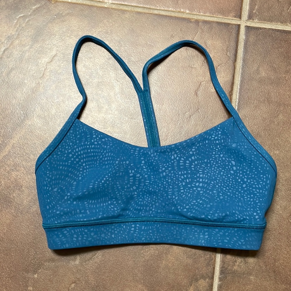 Lululemon sports bra!